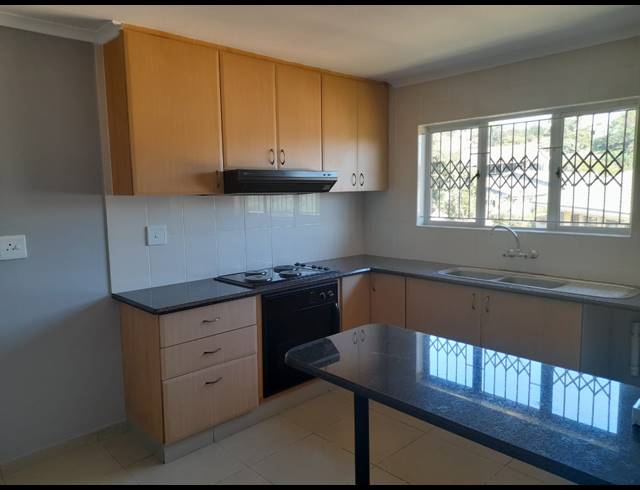 3 BEDROOM APARTMENT FOR SALE IN FAIRBREEZE